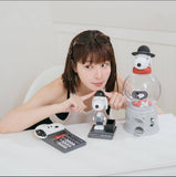 *Pre-Order* GQ x Peanuts Snoopy “Classic Gentleman” Gumball Machine