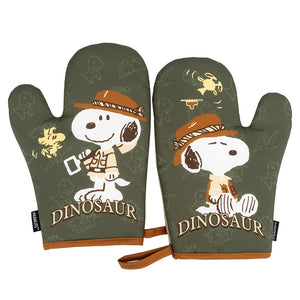 Peanuts Snoopy "Dino" Oven Mitts