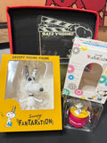Peanuts Snoopy "Fantaration" Figure & Snow Globe Set