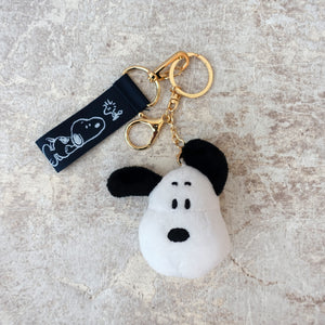Peanuts Snoopy "In The Wind" Keychain