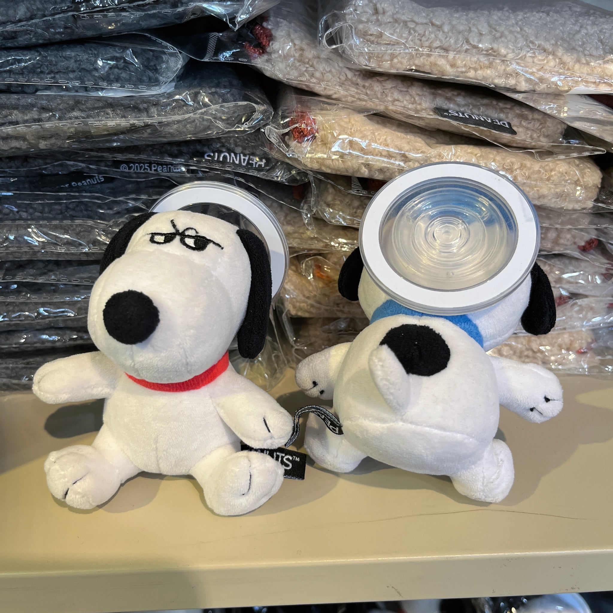 Peanuts Snoopy / Olaf MagSafe Plush Phone Stand | SNPY ONLY