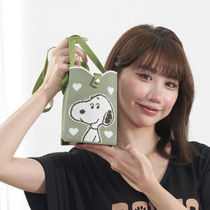 Peanuts Snoopy "Heart 'n Smiles" Phone Crossbody Bag (Green)