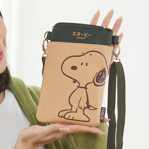 Peanuts Snoopy "Idling" Phone Crossbody Bag (Brown)