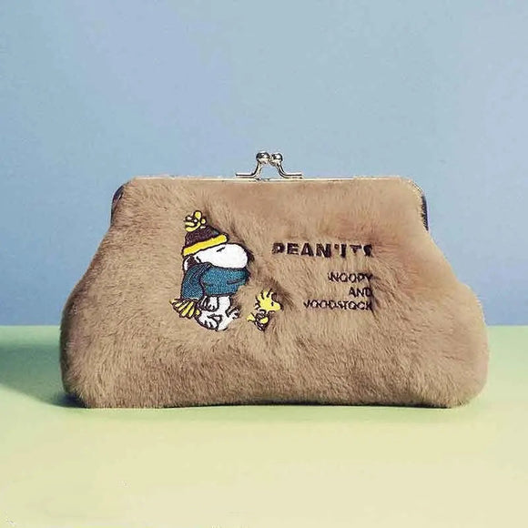 Peanuts Snoopy & Woodstock Fuzzy Clasp Pouch