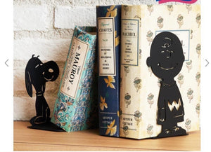 *Pre-Order* Peanuts Snoopy & Charlie Brown Bookends