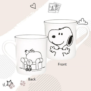 Corelle Peanuts Retro BW Snoopy Mug Set